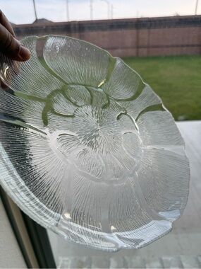 Vintage Arcoroc Fleur Dinner Plates 10.75” Set of 8